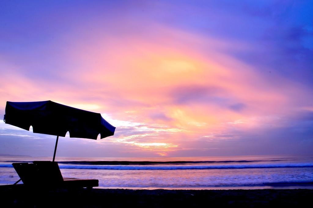 Bemo Corner Guest House Kuta Lombok Kültér fotó