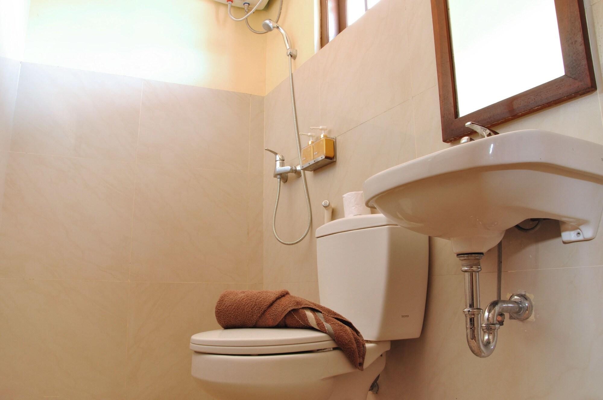 Bemo Corner Guest House Kuta Lombok Kültér fotó