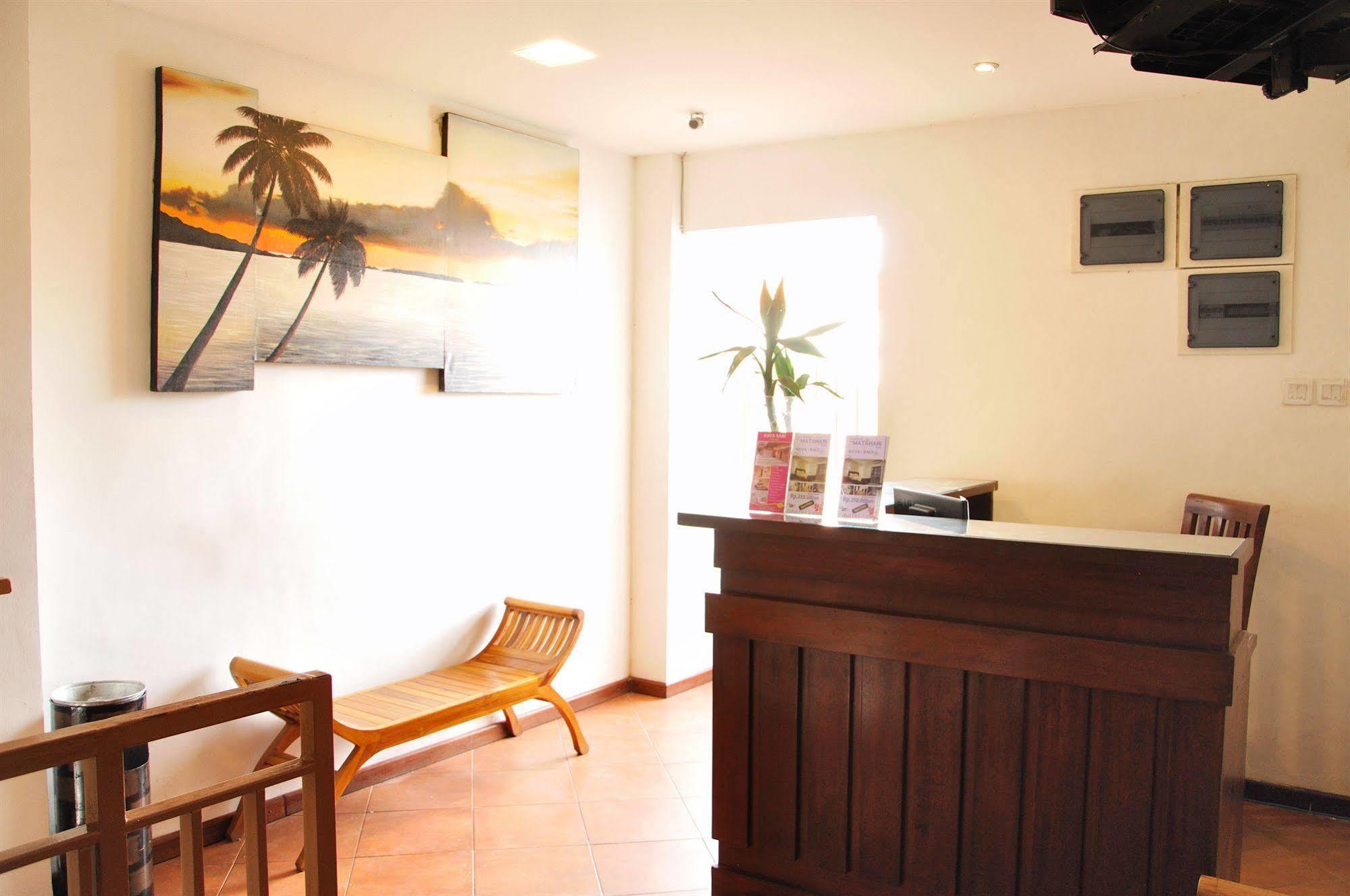 Bemo Corner Guest House Kuta Lombok Kültér fotó